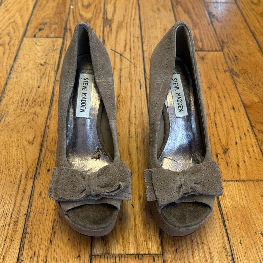 Steve Madden wedges